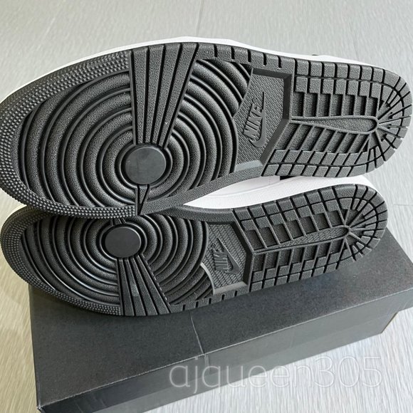 Air Jordan 1 Low Shadow - Picture 8 of 8